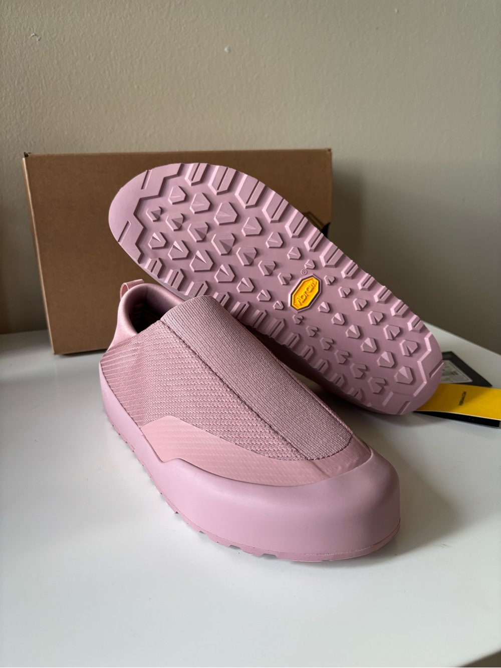 [NEW] Arc'teryx Kragg Climbing Rose Pink Alpine Women's Shoes